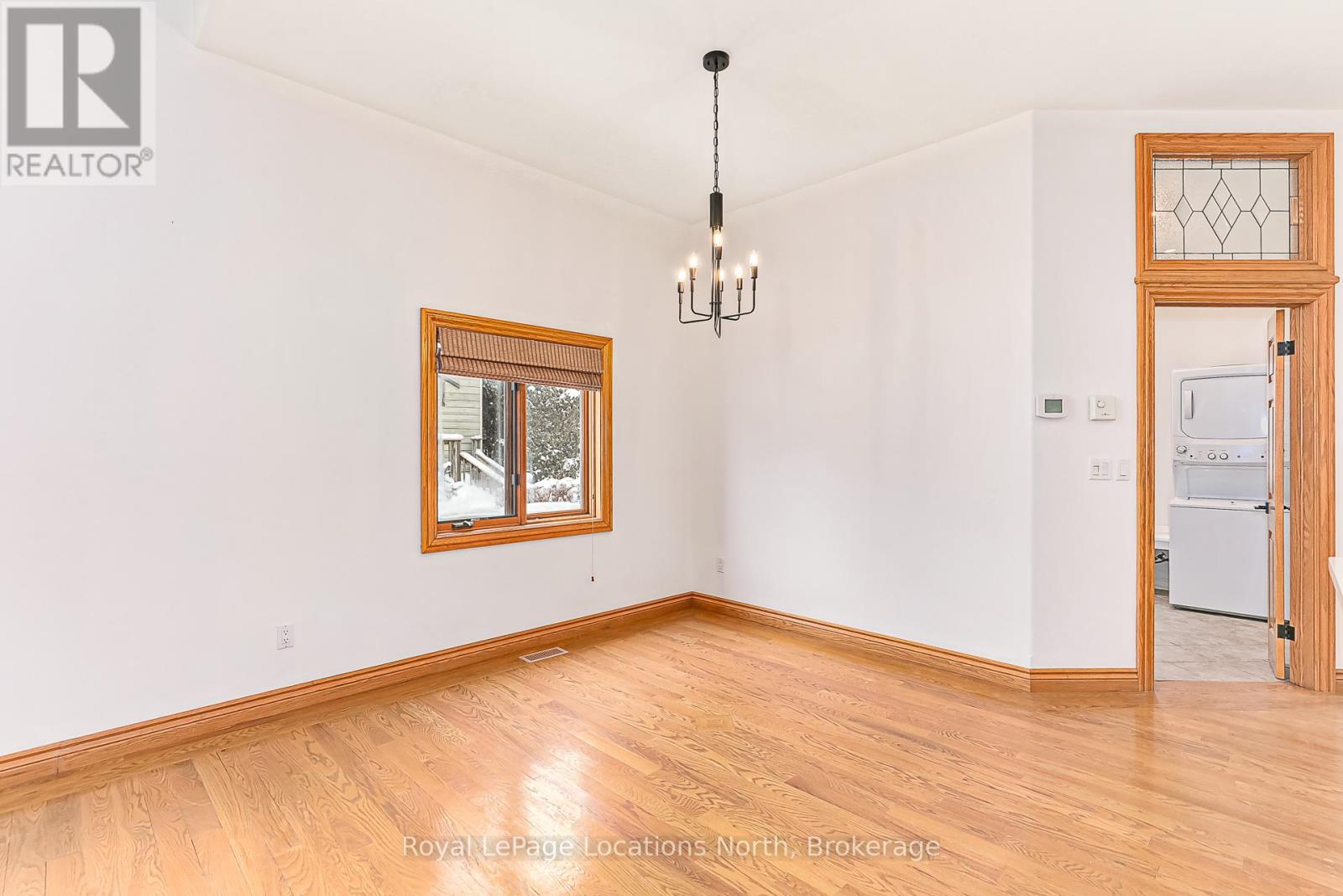137 Pioneer Lane, Blue Mountains, Ontario  L9Y 0M7 - Photo 15 - X12200998