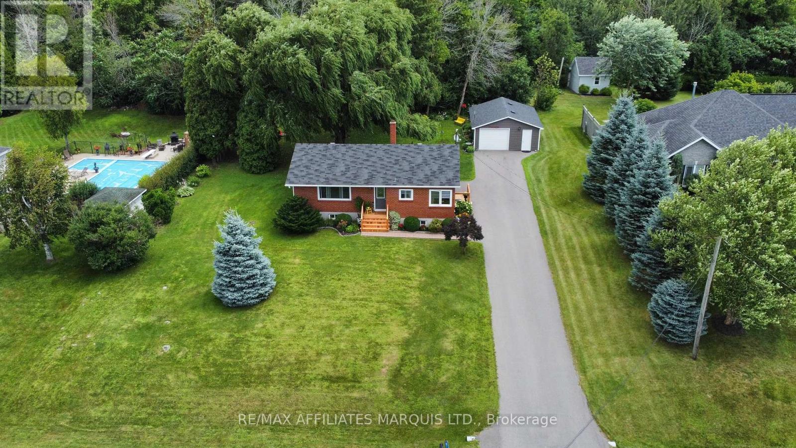 6711 Purcell Road, South Glengarry, Ontario  K6H 7R5 - Photo 4 - X12201013