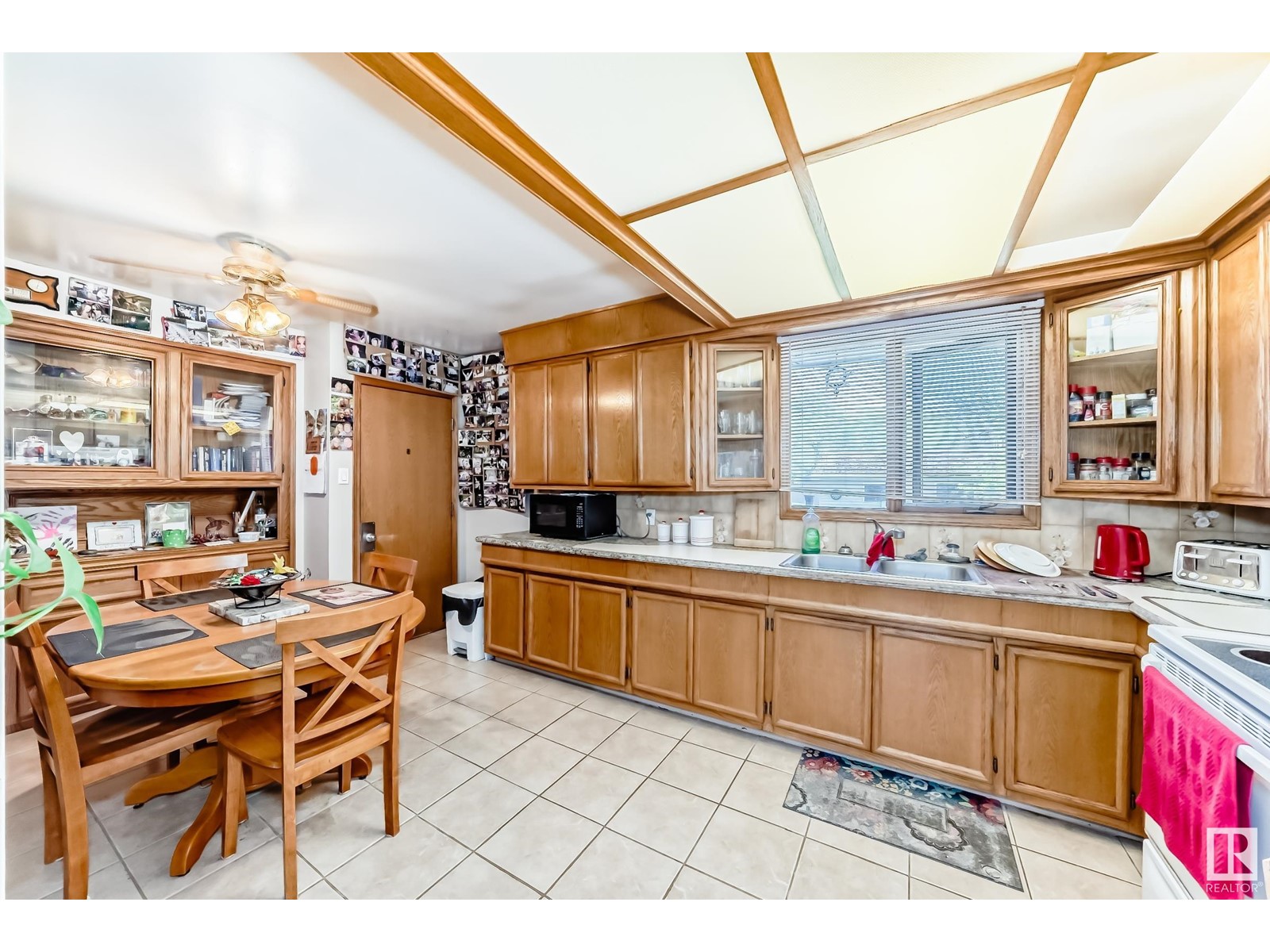 9222 154 St Nw, Edmonton, Alberta  T5R 1T5 - Photo 9 - E4440750