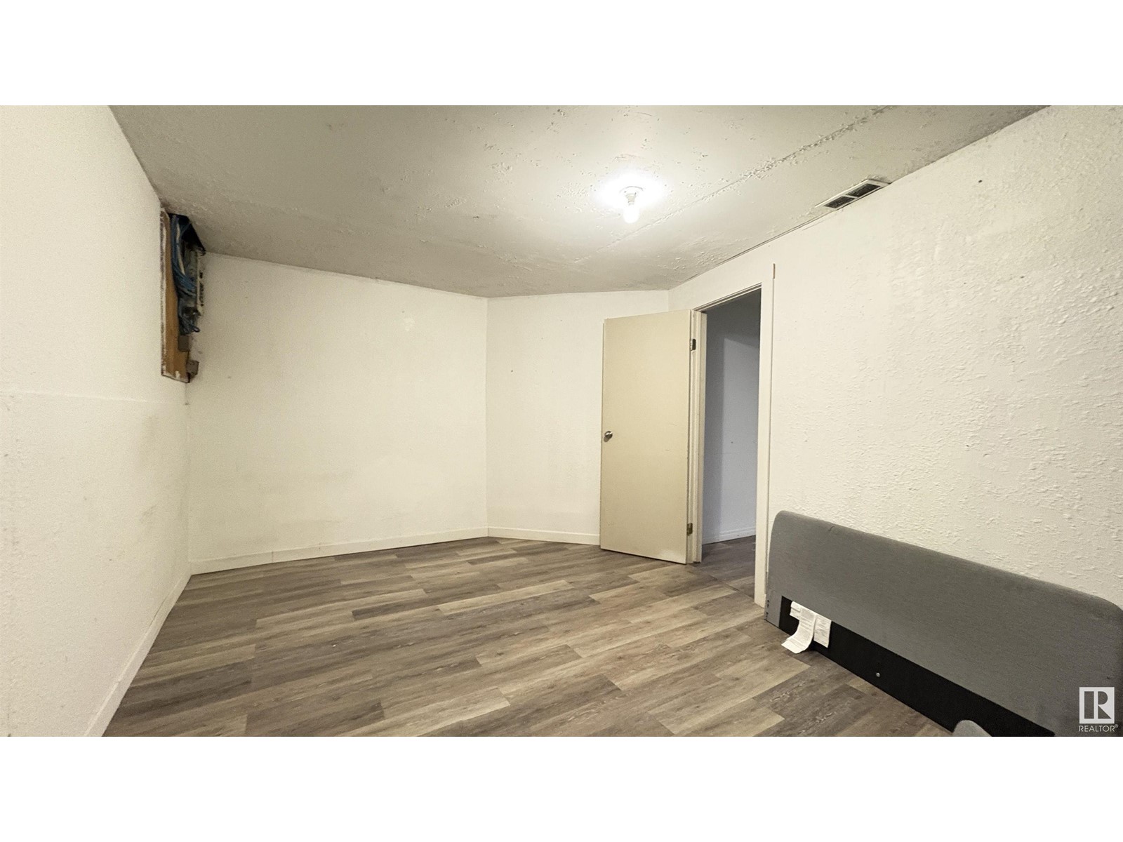 10427 24 Av Nw, Edmonton, Alberta  T6J 4S2 - Photo 27 - E4440579