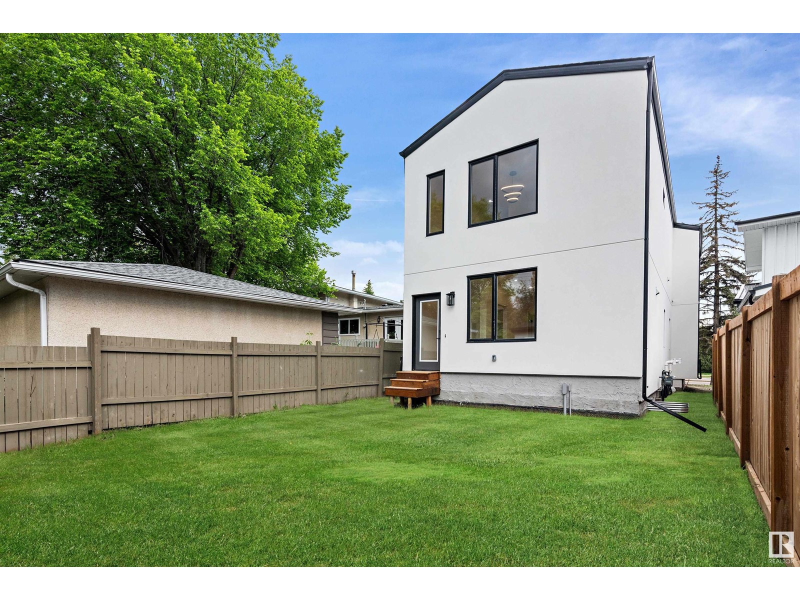 Property at 13809 BUENA VISTA RD NW image 3