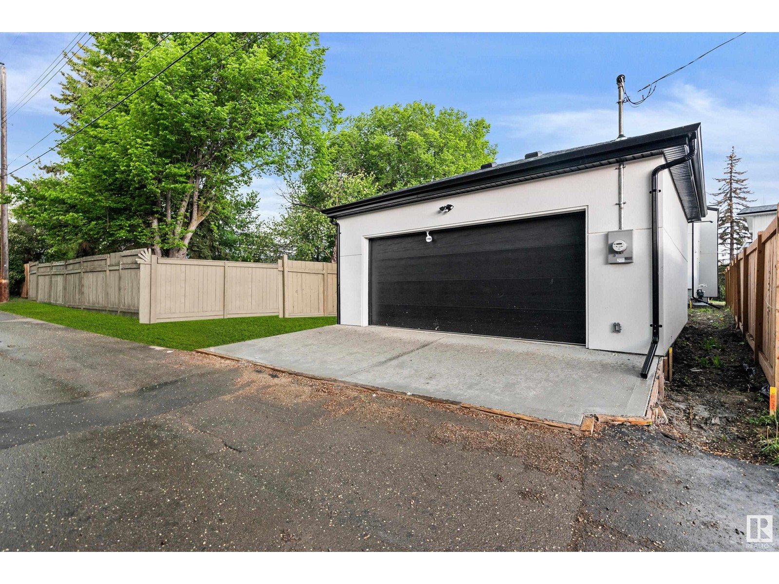 Property at 13809 BUENA VISTA RD NW image 5