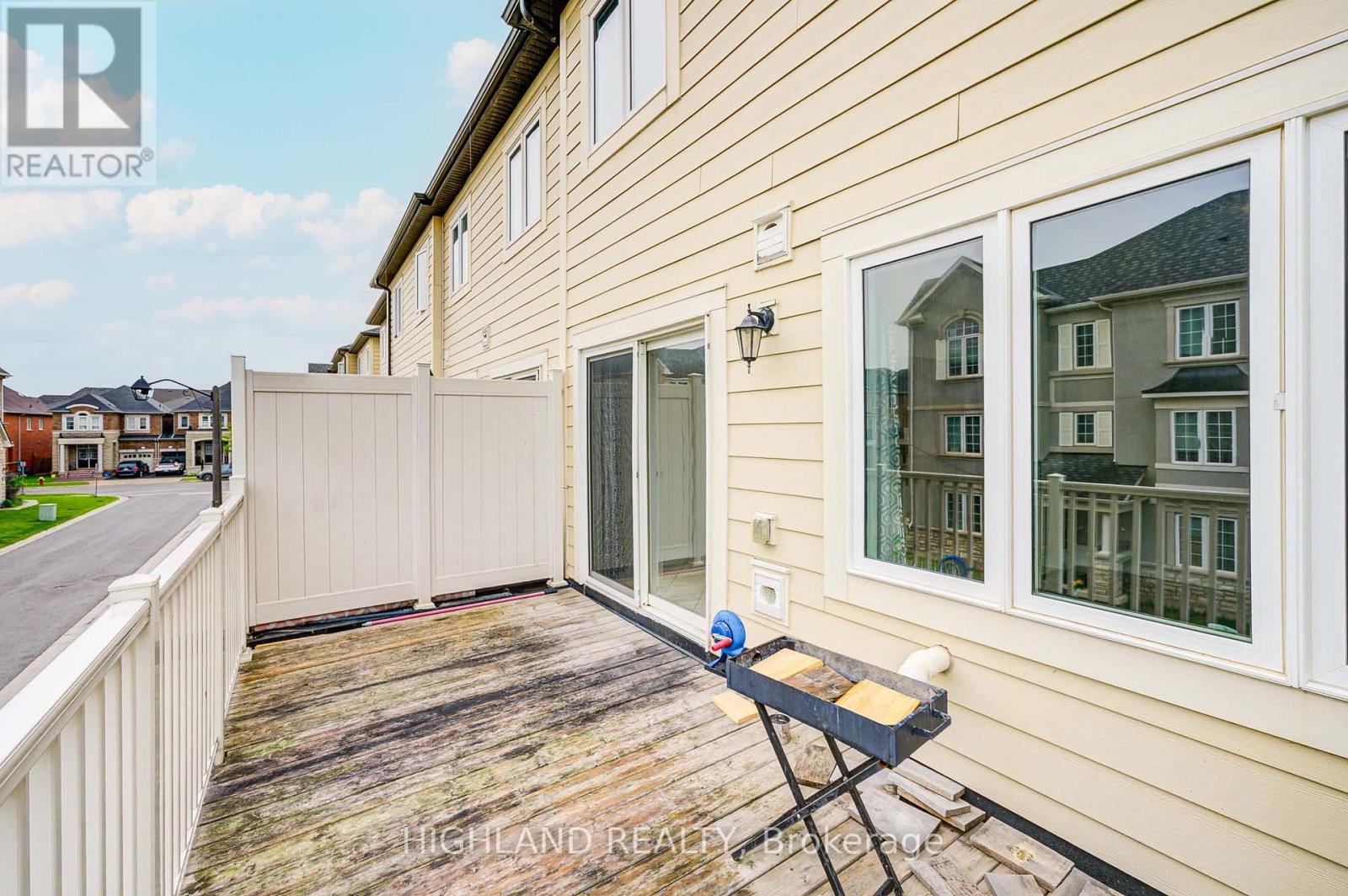 4 - 265 Ellen Davidson Drive, Oakville (Go Glenorchy), Ontario  L6M 0V4 - Photo 40 - W12134137