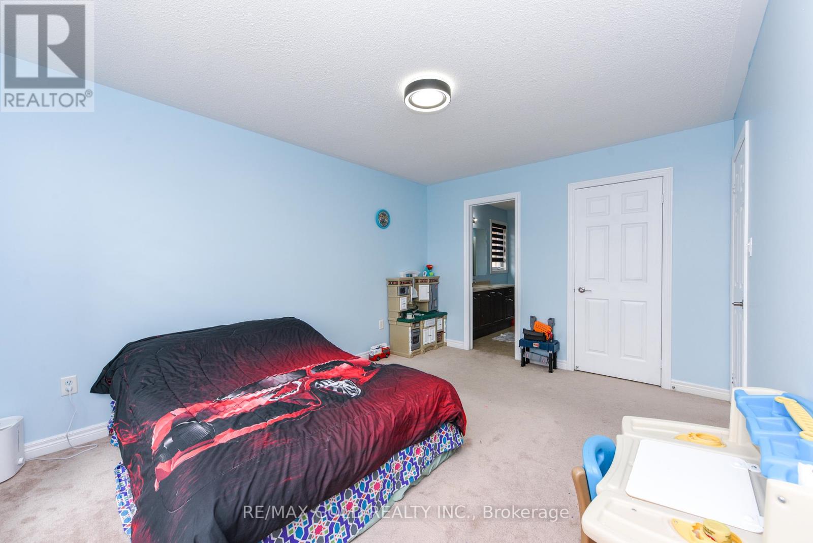 137 Earlsbridge Boulevard, Brampton, Ontario  L7A 3T7 - Photo 31 - W12189676