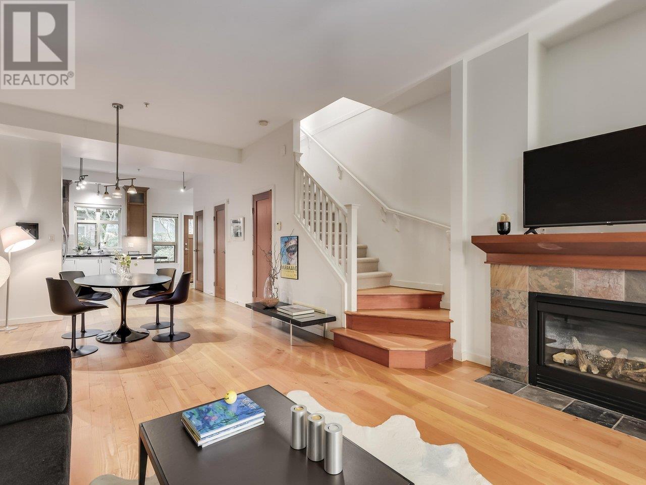 122 250 Salter Street, New Westminster, British Columbia  V3M 0B7 - Photo 4 - R3012201