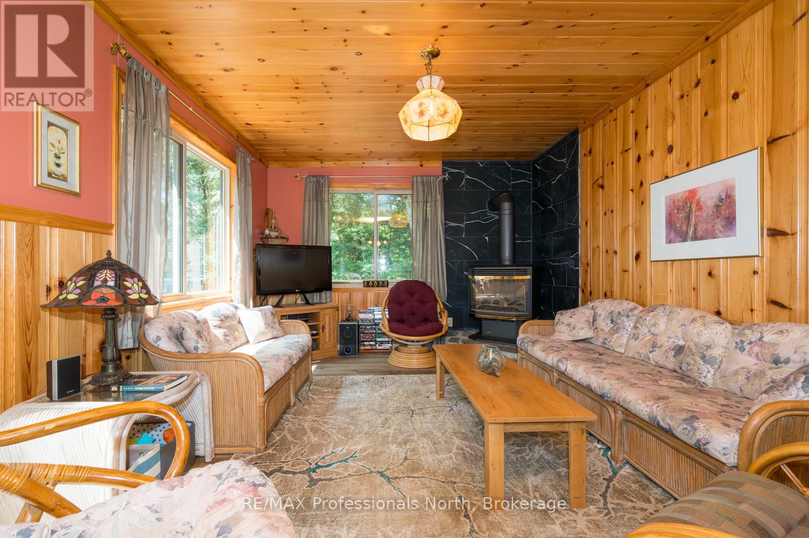 255 Cedar Lane, Kearney (Proudfoot), Ontario  P0A 1M0 - Photo 4 - X12201030