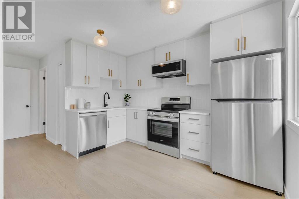 Property at 801, 9803 24 Street SW image 2