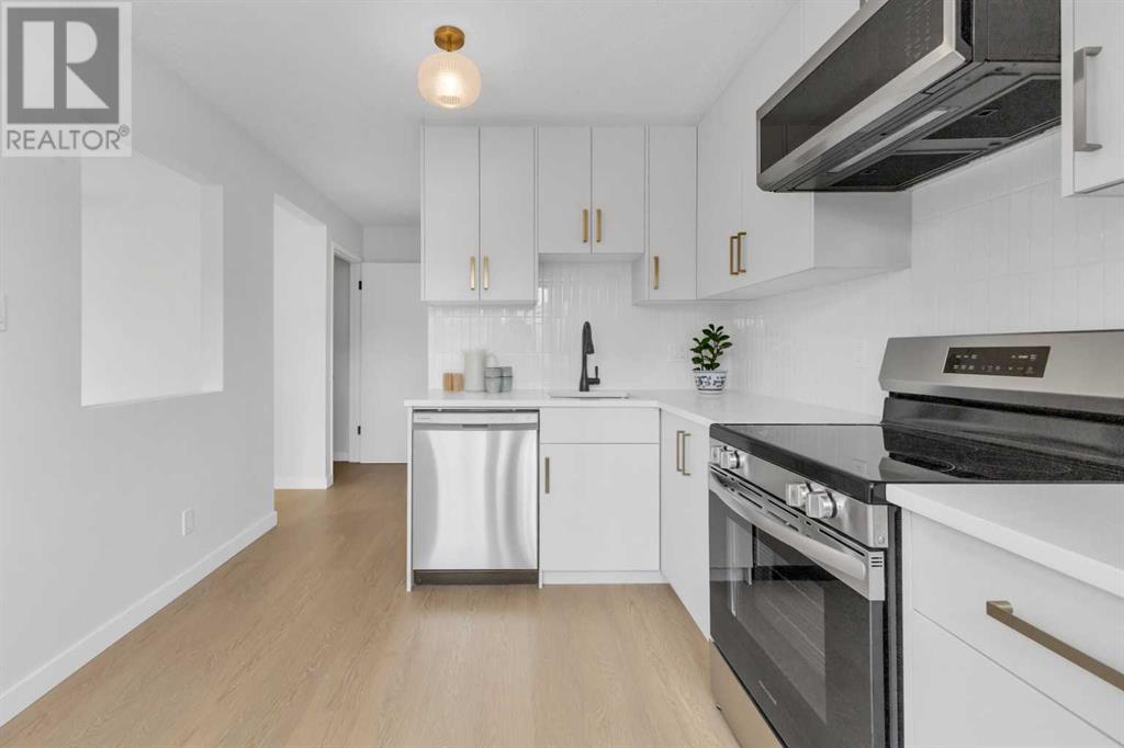 Property at 801, 9803 24 Street SW image 4