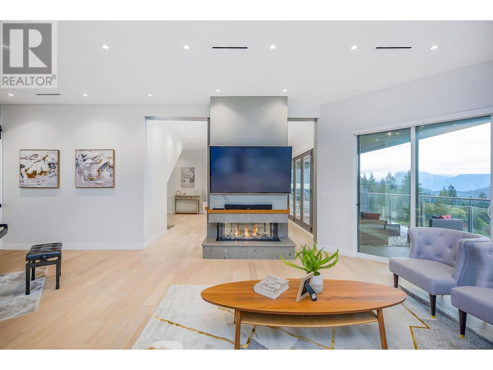 1445 Shay Street, Coquitlam, British Columbia  V3E 0M3 - Photo 10 - R3012119