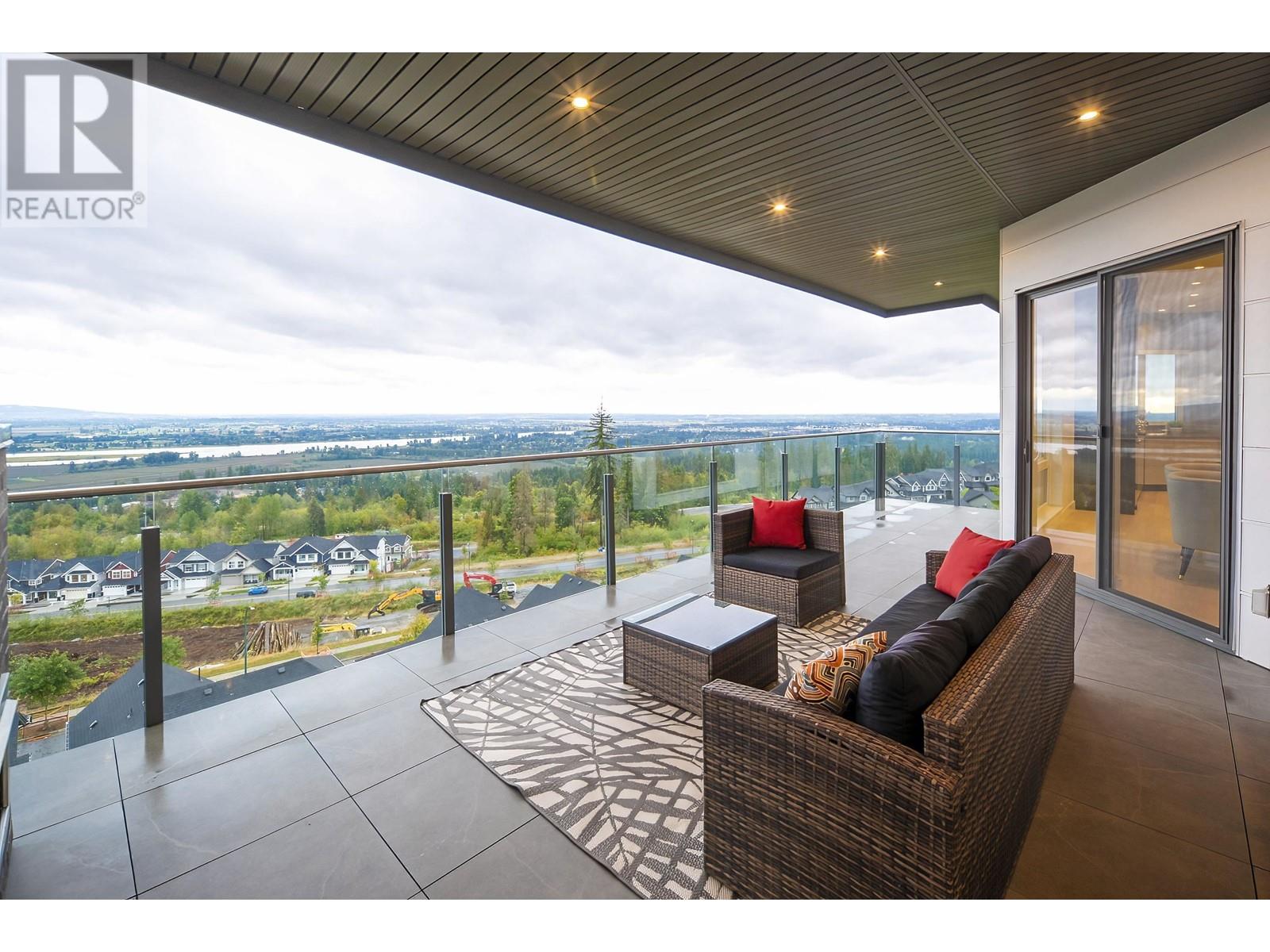 1445 Shay Street, Coquitlam, British Columbia  V3E 0M3 - Photo 8 - R3012119