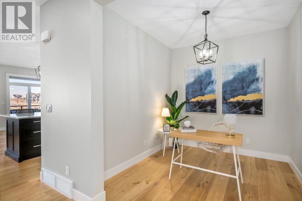 Property at 229 Carringvue Manor NW image 5
