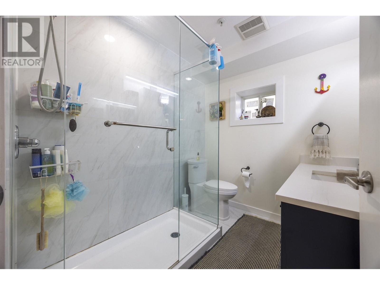 4198 St. George Street, Vancouver, British Columbia  V5V 0C2 - Photo 34 - R3012107