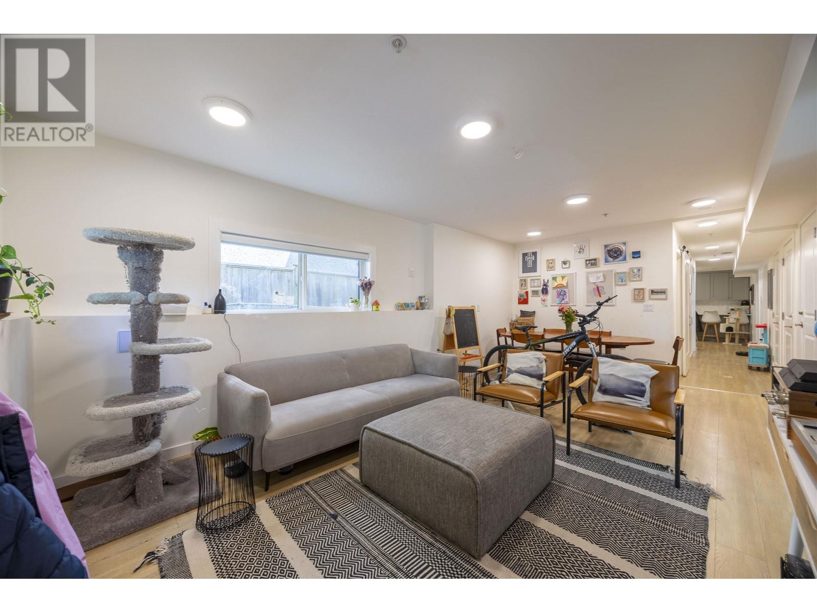 4198 St. George Street, Vancouver, British Columbia  V5V 0C2 - Photo 10 - R3012107