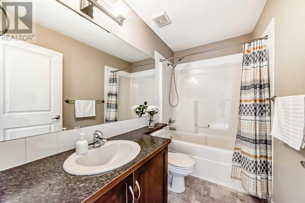 160 Rockyspring Grove Nw, Calgary, Alberta  T3G 0A9 - Photo 37 - A2222618