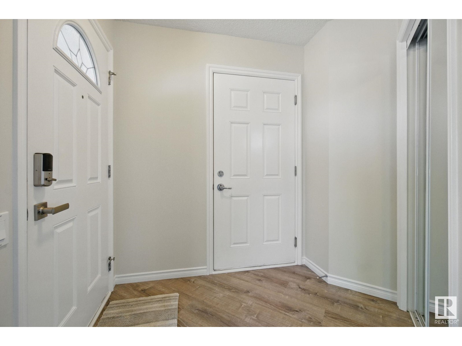 20711 46 Av Nw, Edmonton, Alberta  T6M 0C2 - Photo 5 - E4440758