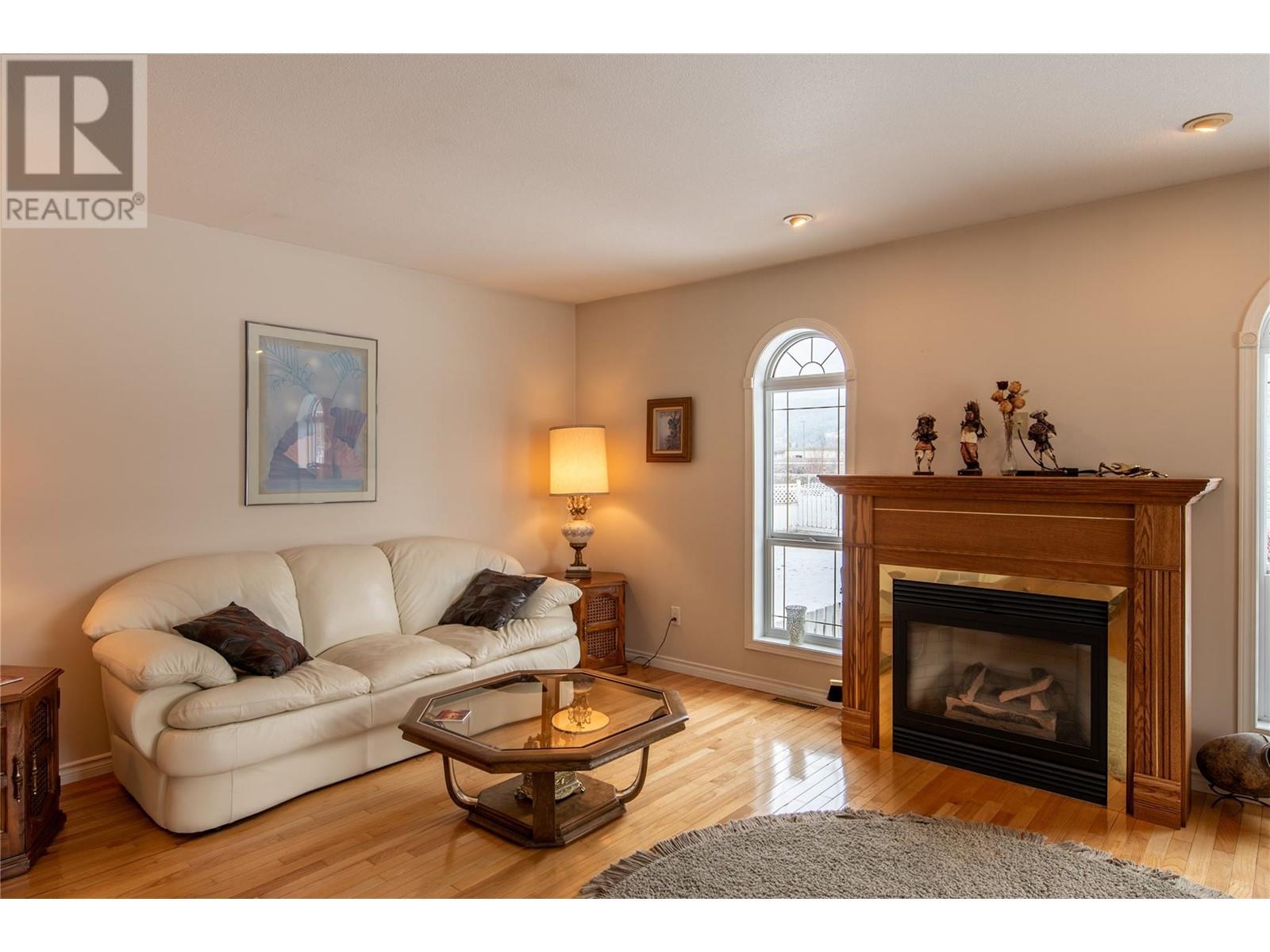 422 Riverglen Drive, Golden, British Columbia  V0A 1H0 - Photo 3 - 10338869
