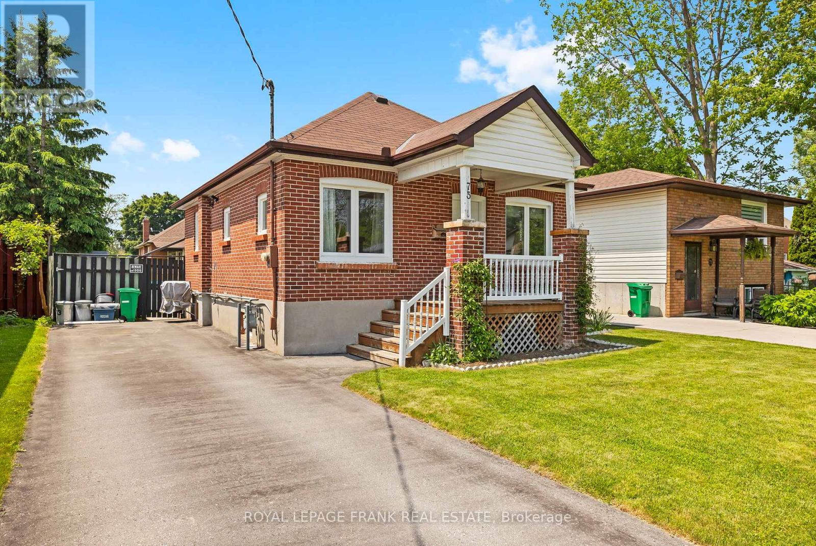 73 Pine Street, Peterborough Central, Ontario  K9J 5A6 - Photo 4 - X12201082