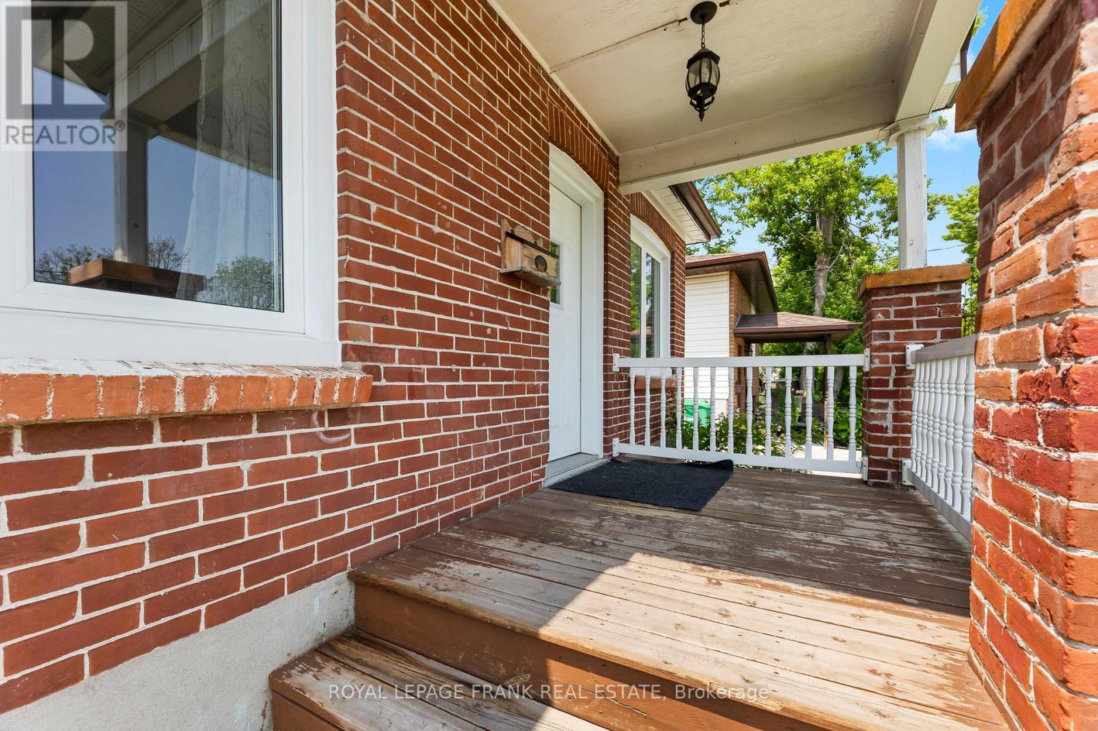 73 Pine Street, Peterborough Central, Ontario  K9J 5A6 - Photo 6 - X12201082