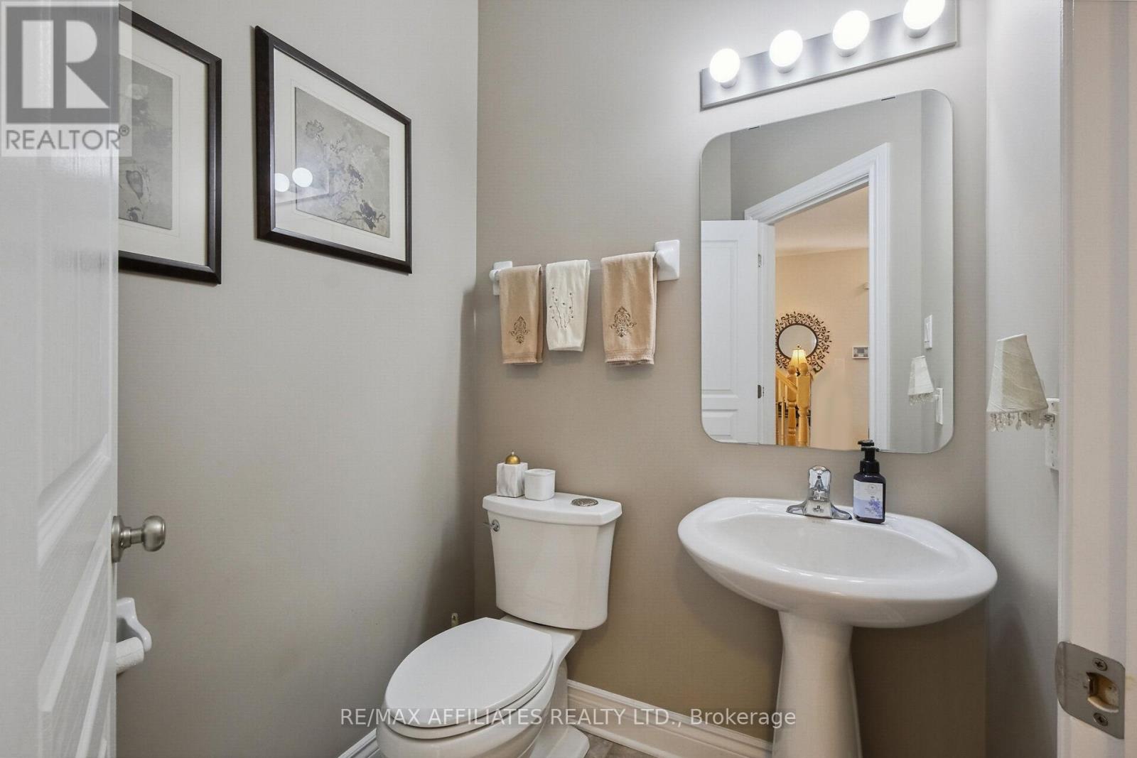 176 Topaze Crescent, Clarence-Rockland, Ontario  K4K 0E2 - Photo 24 - X12201099