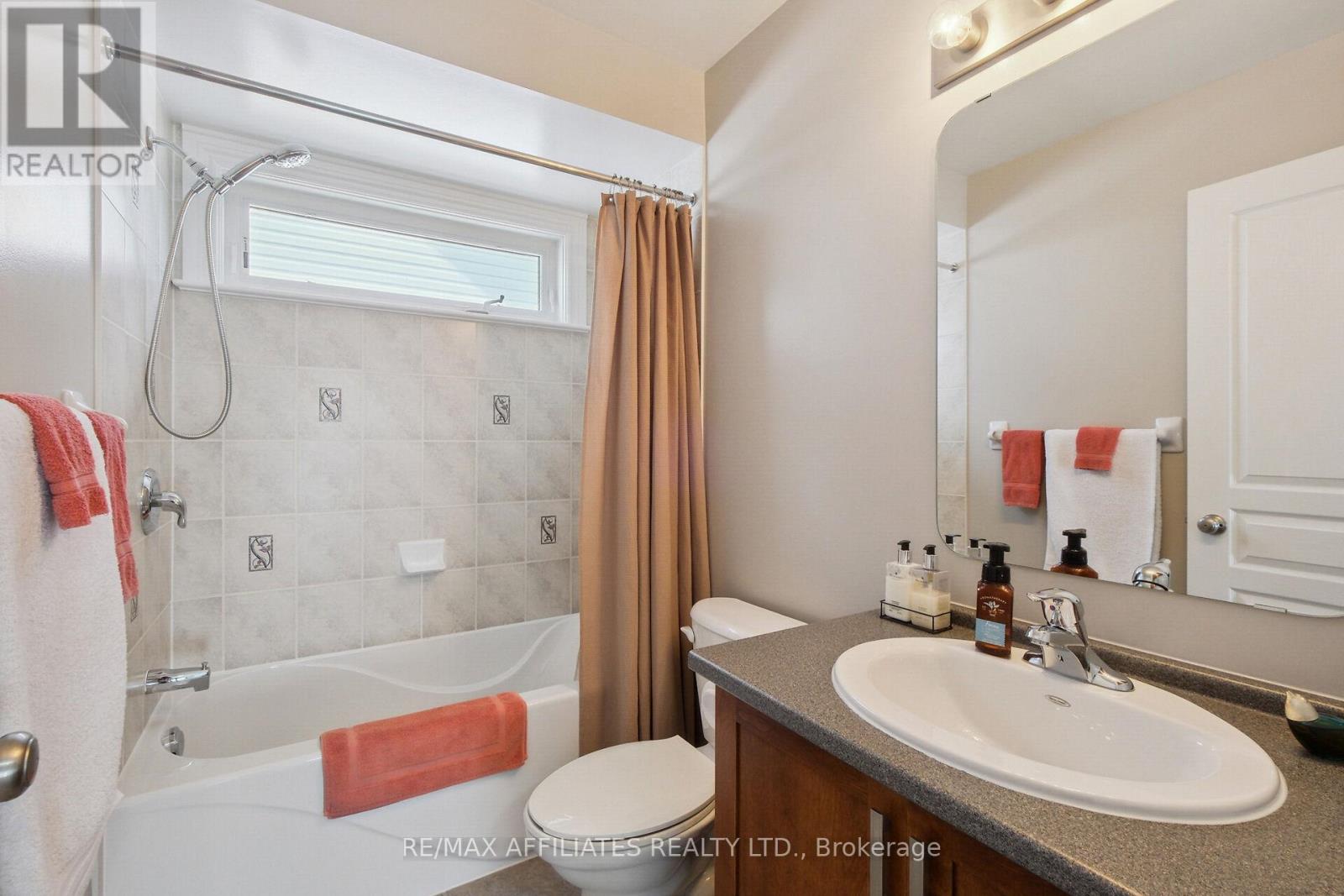 176 Topaze Crescent, Clarence-Rockland, Ontario  K4K 0E2 - Photo 36 - X12201099