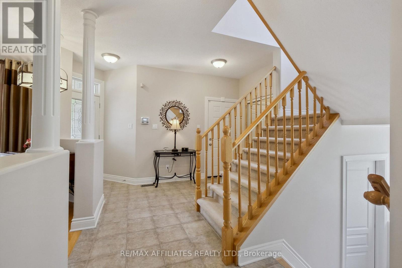176 Topaze Crescent, Clarence-Rockland, Ontario  K4K 0E2 - Photo 5 - X12201099