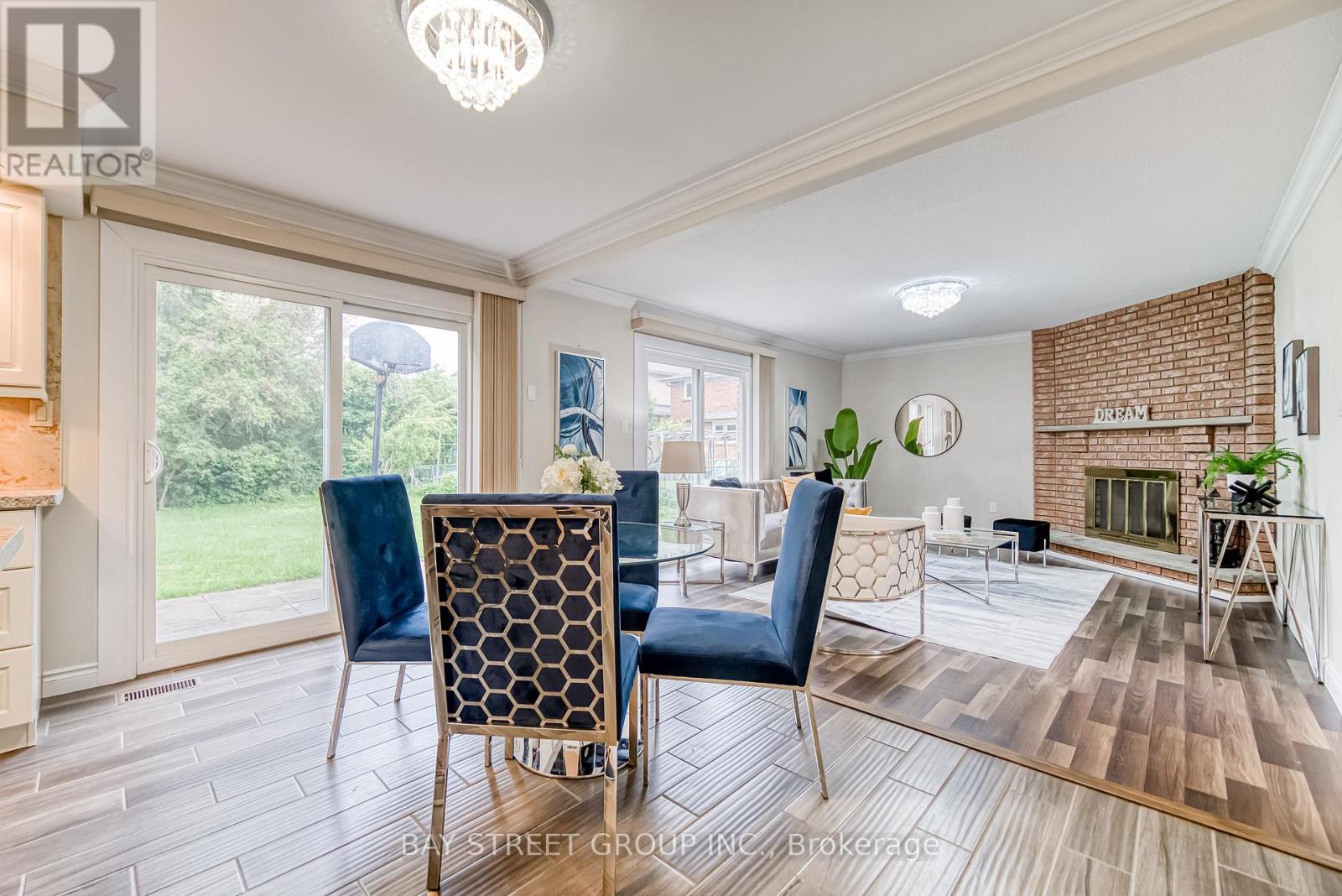 627 Conacher Drive, Toronto, Ontario  M2M 3N2 - Photo 14 - C12200999