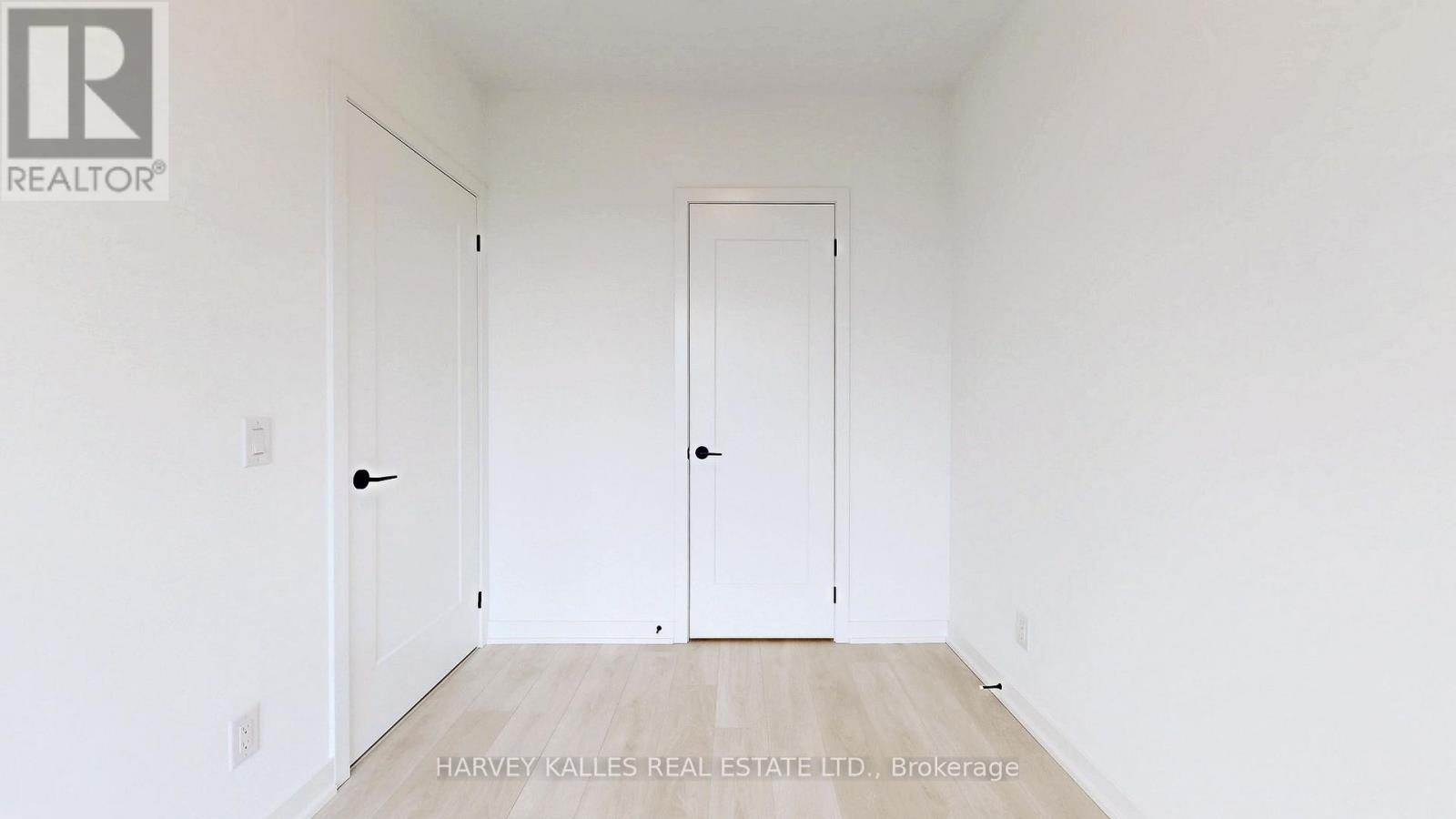 201 - 5 Defries Street, Toronto, Ontario  M5A 0W7 - Photo 15 - C12201009
