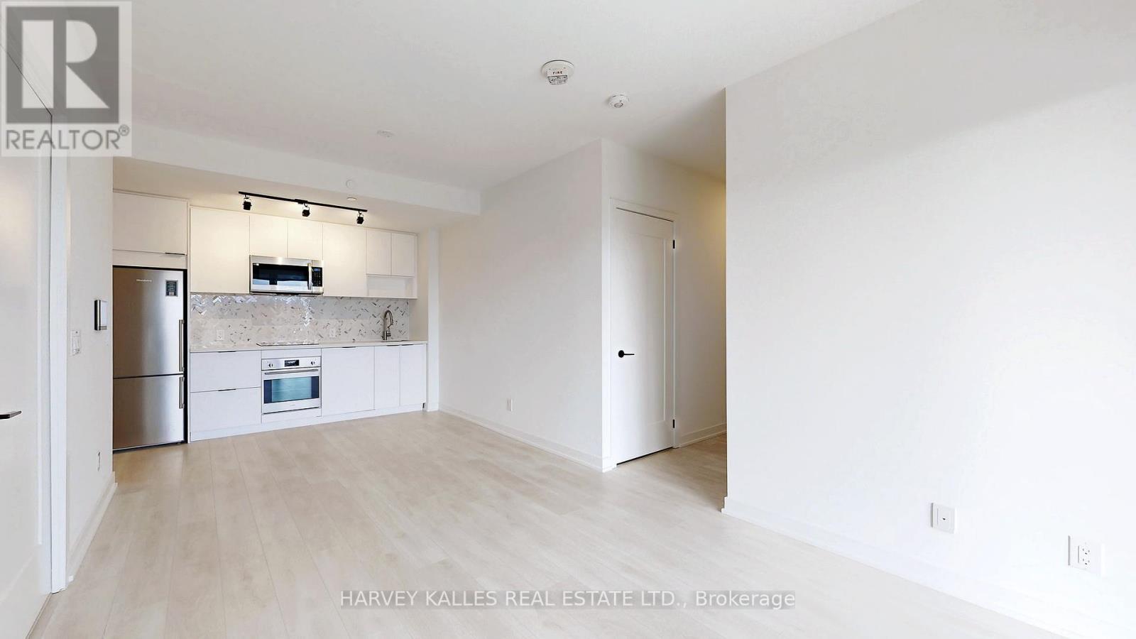 201 - 5 Defries Street, Toronto, Ontario  M5A 0W7 - Photo 8 - C12201009