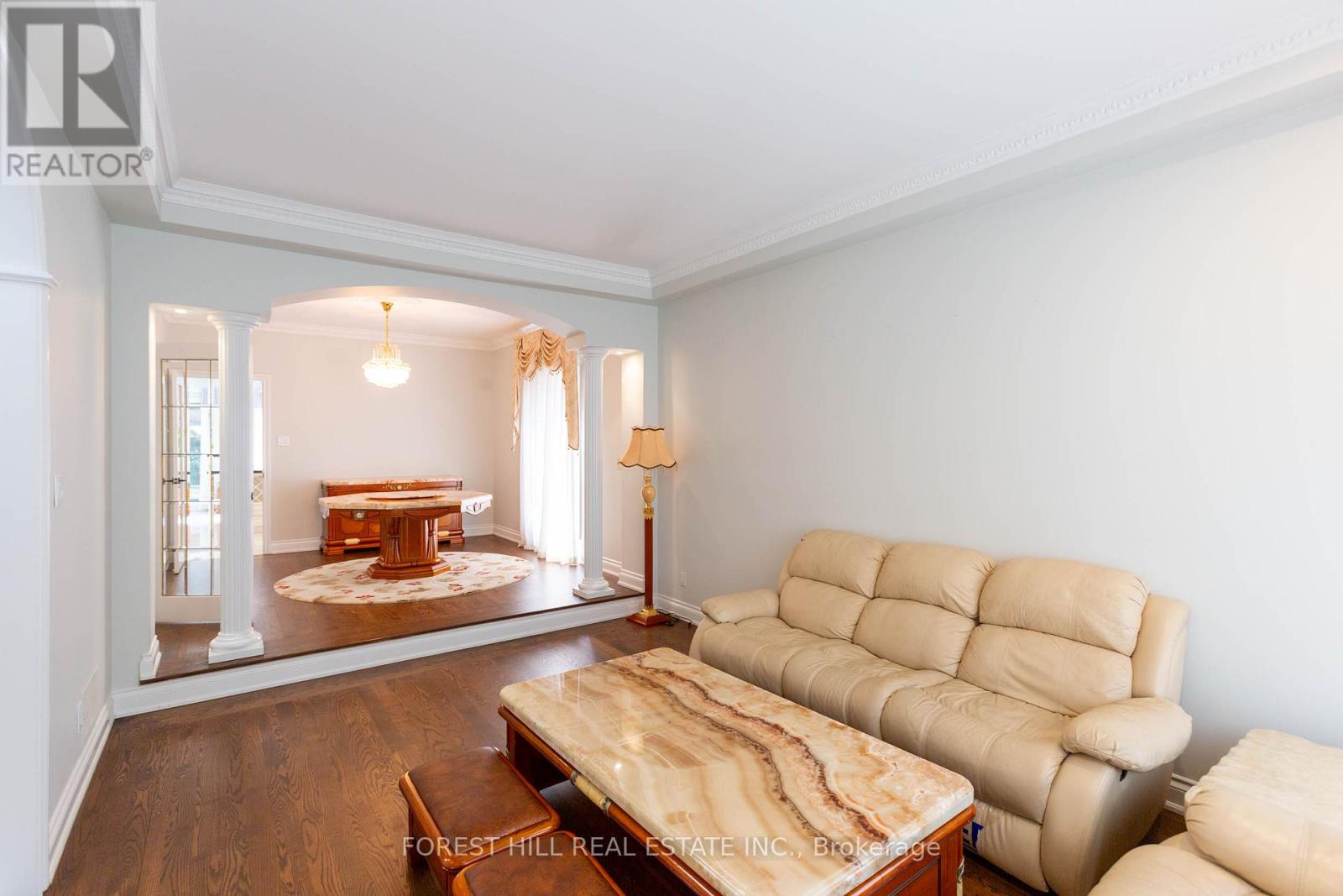 189 Alfred Avenue, Toronto, Ontario  M2N 3J5 - Photo 4 - C12201024