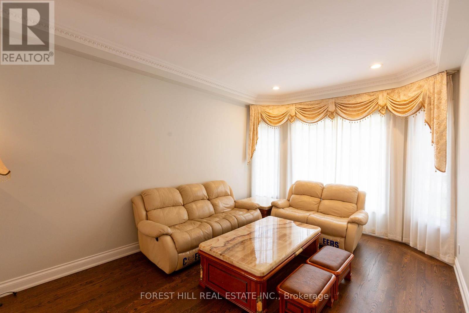 189 Alfred Avenue, Toronto, Ontario  M2N 3J5 - Photo 6 - C12201024