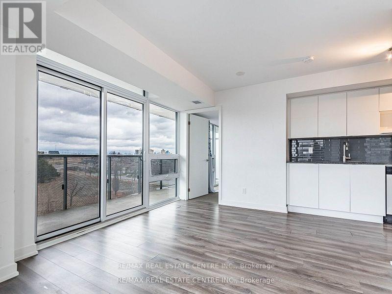 605 - 120 Varna Drive, Toronto, Ontario  M6A 0B3 - Photo 12 - C12201042