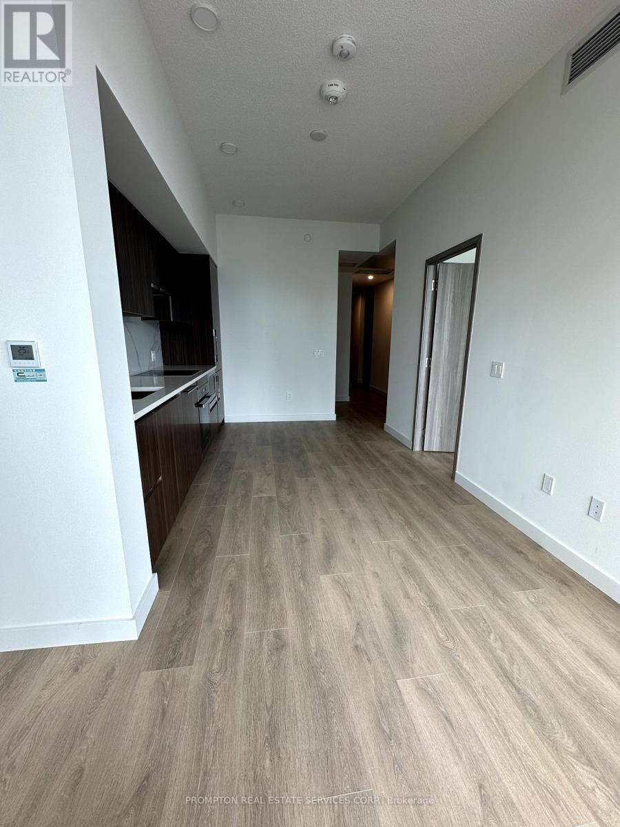 3509 - 1 Concord Cityplace Way, Toronto, Ontario  M5V 0X3 - Photo 15 - C12201052