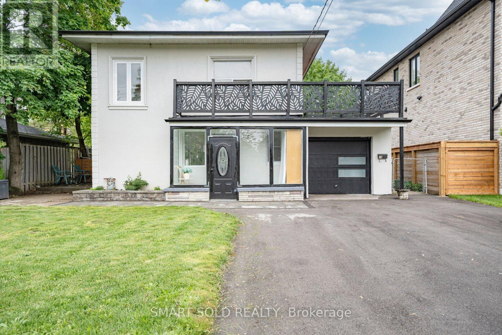18 Cadillac Avenue, Toronto, Ontario  M3H 1R9 - Photo 1 - C12201077