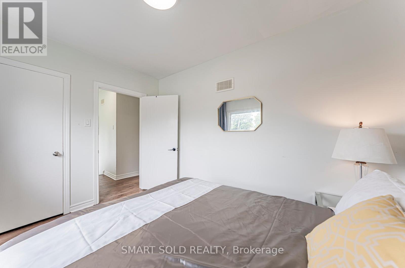 18 Cadillac Avenue, Toronto, Ontario  M3H 1R9 - Photo 29 - C12201077