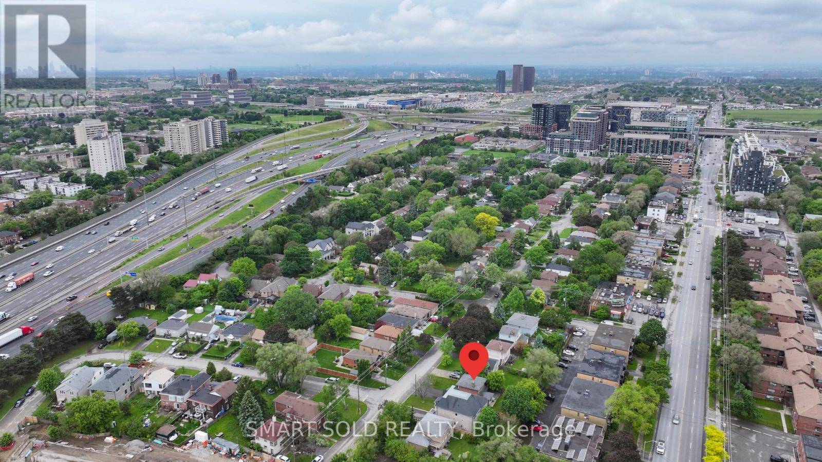 18 Cadillac Avenue, Toronto, Ontario  M3H 1R9 - Photo 4 - C12201077