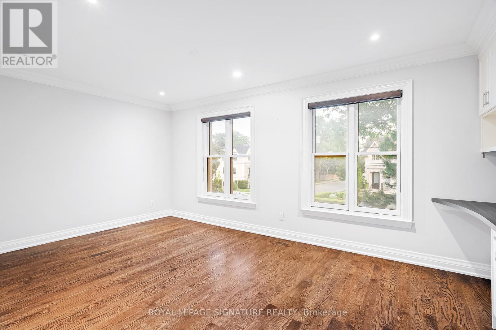 518 Cranbrooke Avenue, Toronto, Ontario  M5M 1N8 - Photo 11 - C12201080