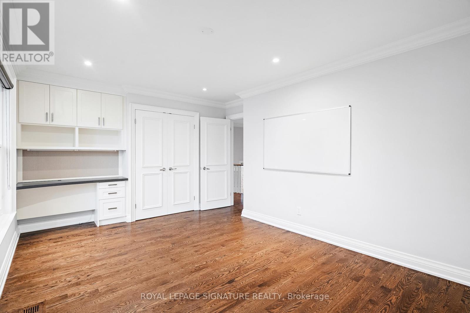 518 Cranbrooke Avenue, Toronto, Ontario  M5M 1N8 - Photo 12 - C12201080