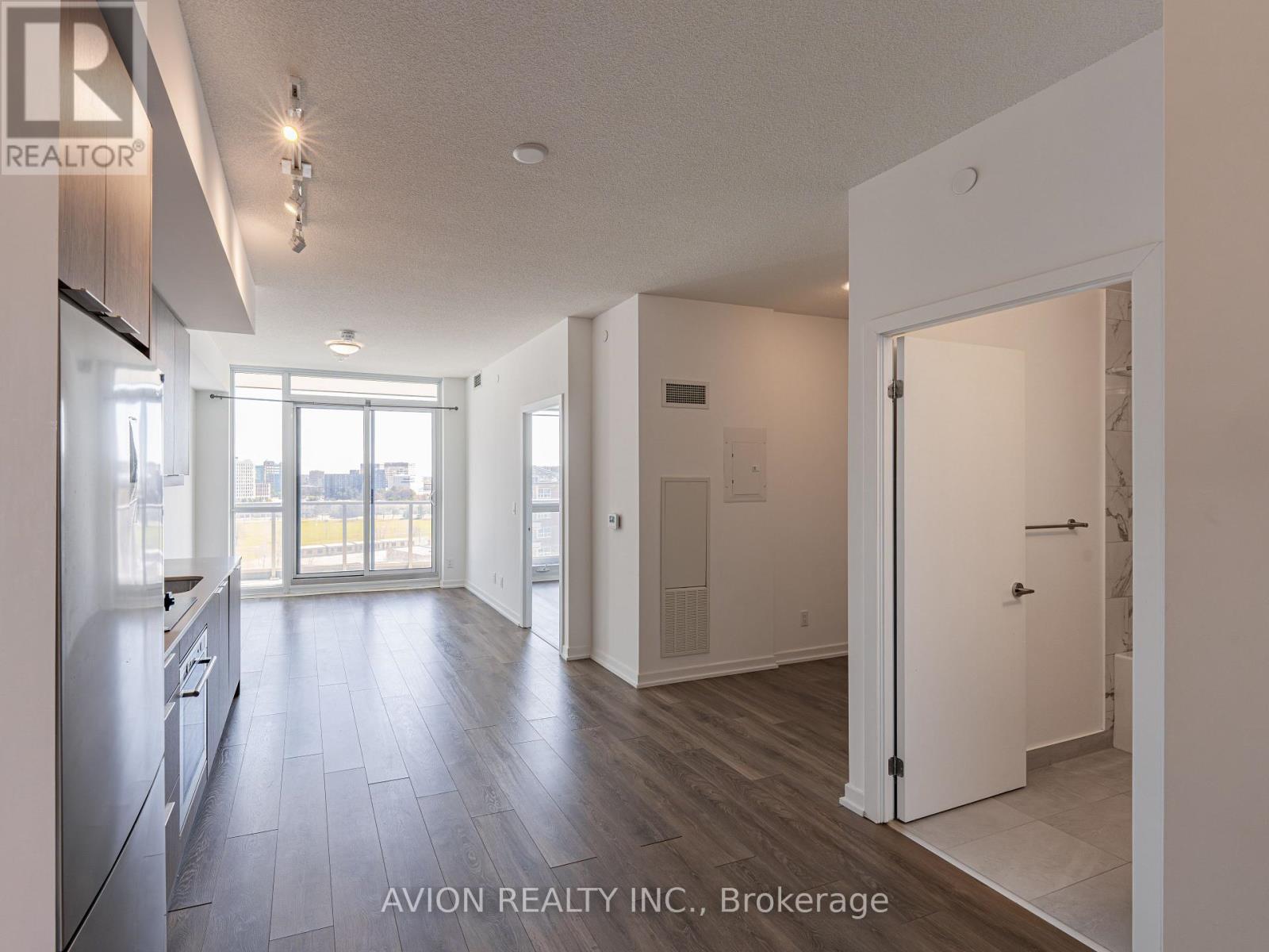 902 - 36 Forest Manor Road, Toronto, Ontario  M2J 1M1 - Photo 5 - C12201083