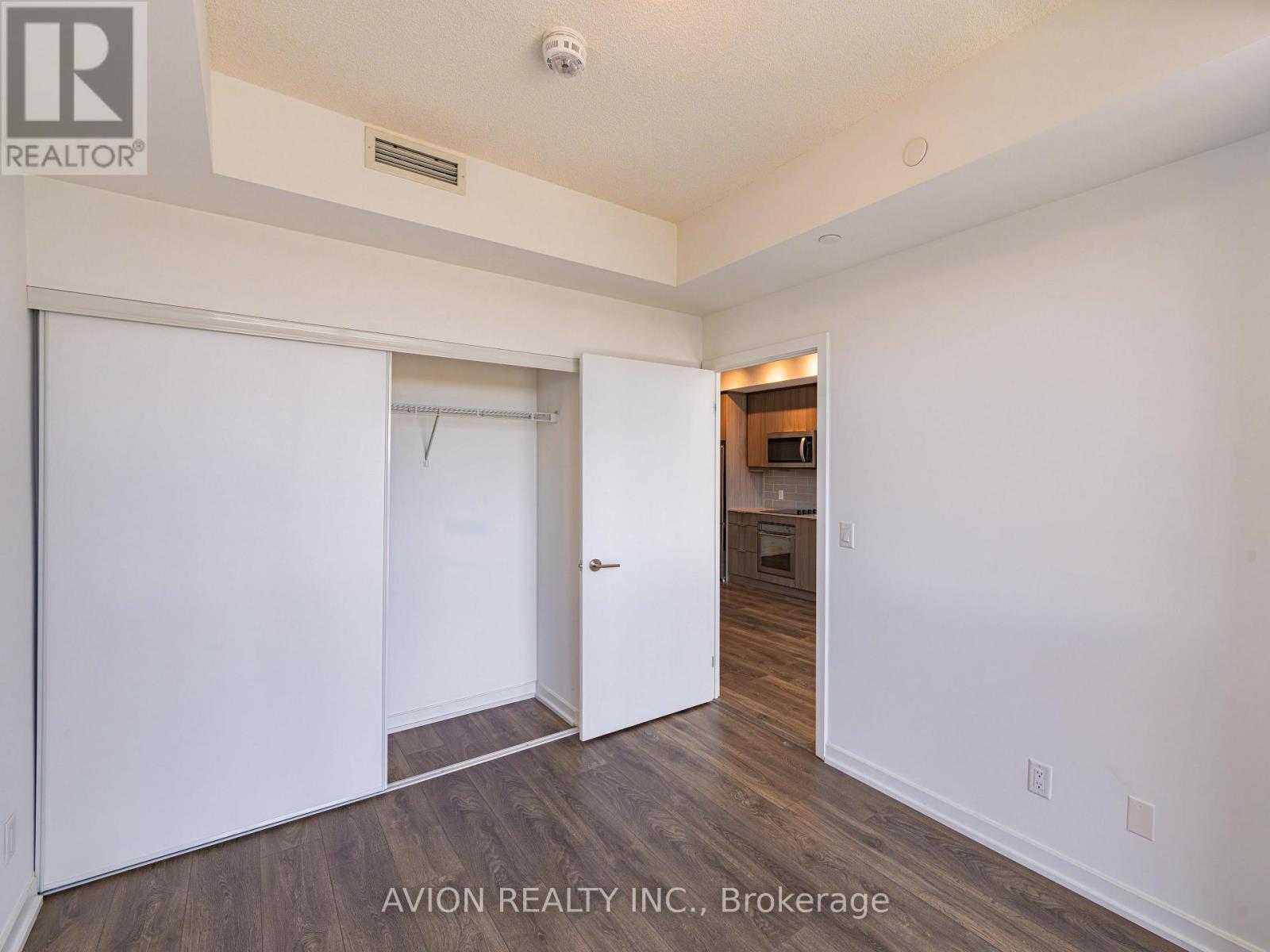 902 - 36 Forest Manor Road, Toronto, Ontario  M2J 1M1 - Photo 8 - C12201083