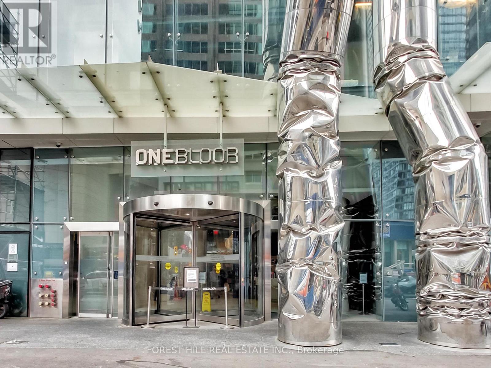 6001 - 1 BLOOR STREET E, Toronto, Ontario