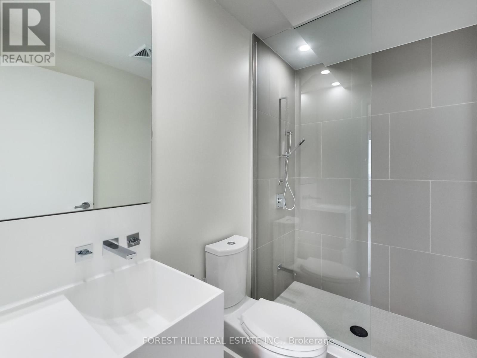 6001 - 1 Bloor Street E, Toronto, Ontario  M4W 0A8 - Photo 12 - C12201098