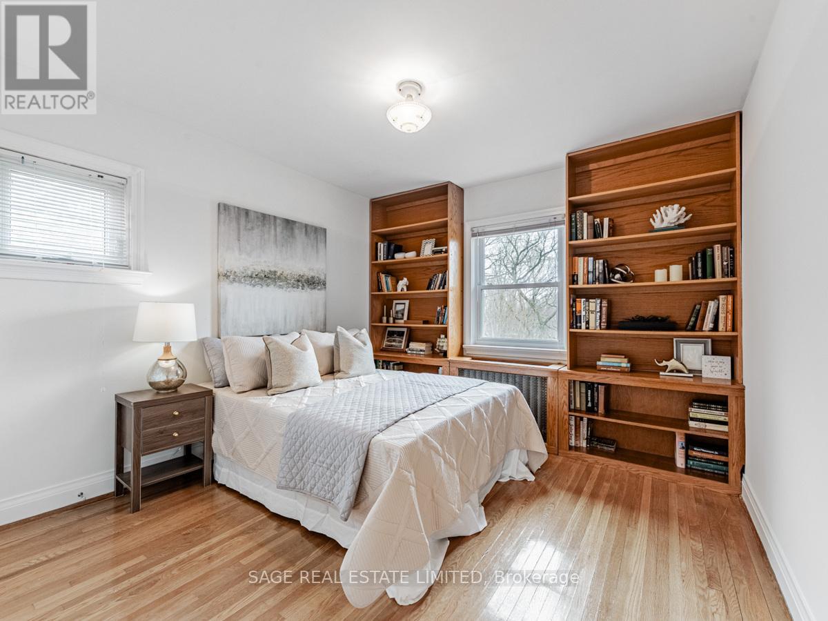 28 Barbara Crescent, Toronto, Ontario  M4C 3B2 - Photo 23 - E12201023