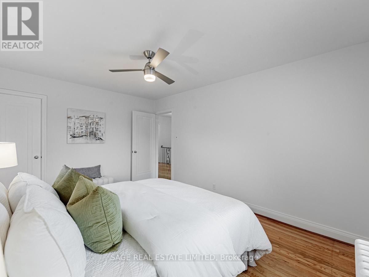 28 Barbara Crescent, Toronto, Ontario  M4C 3B2 - Photo 26 - E12201023
