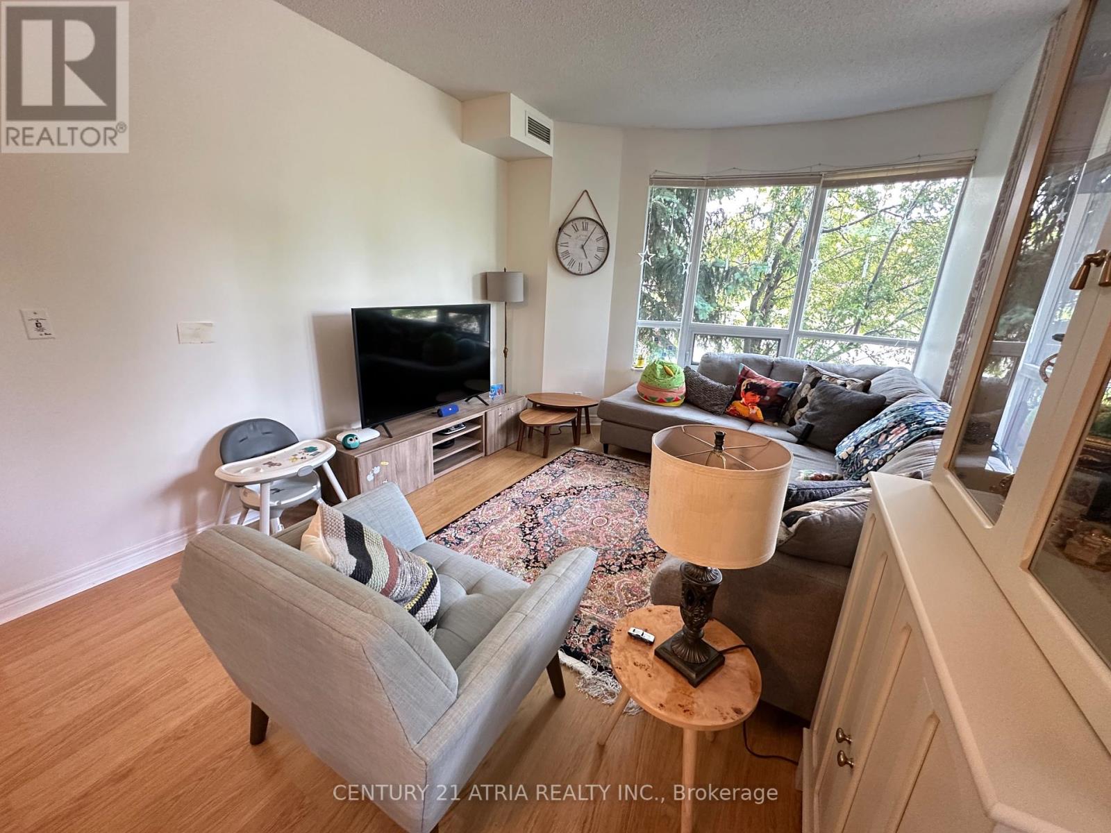 213 - 33 Cox Boulevard, Markham, Ontario  L3R 8A6 - Photo 4 - N12201087