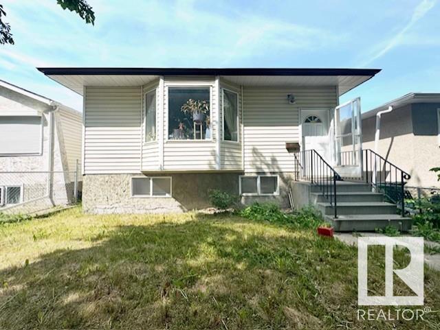 Property at 11418 91 ST NW image 1