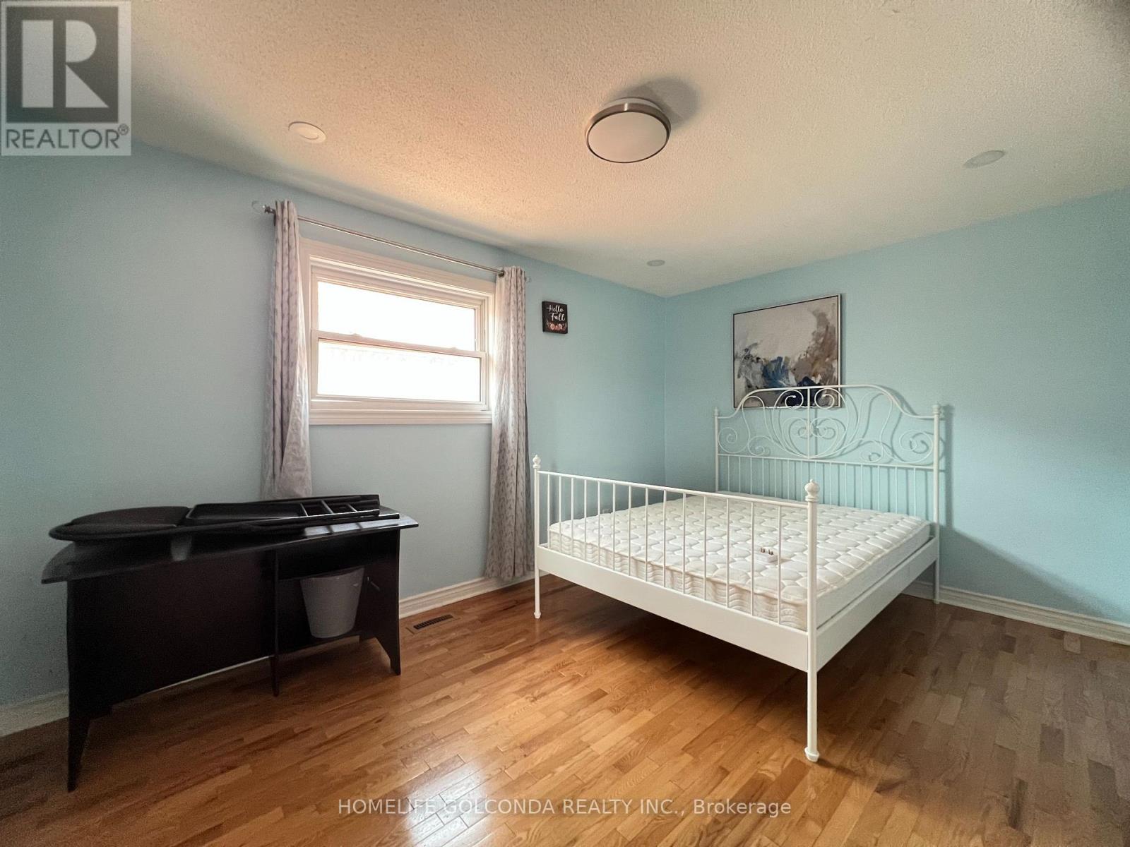 Upper - 5404 Heritage Hills Boulevard, Mississauga, Ontario  L5R 2J4 - Photo 16 - W12201072