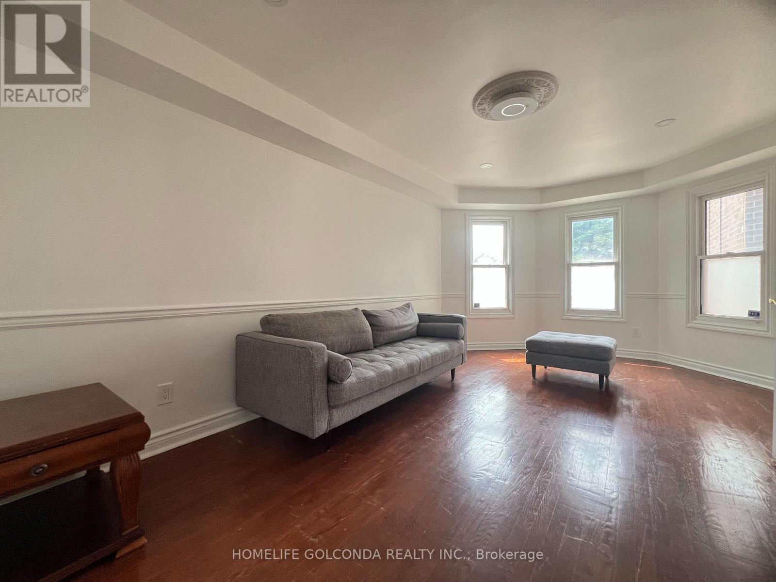 Upper - 5404 Heritage Hills Boulevard, Mississauga, Ontario  L5R 2J4 - Photo 7 - W12201072