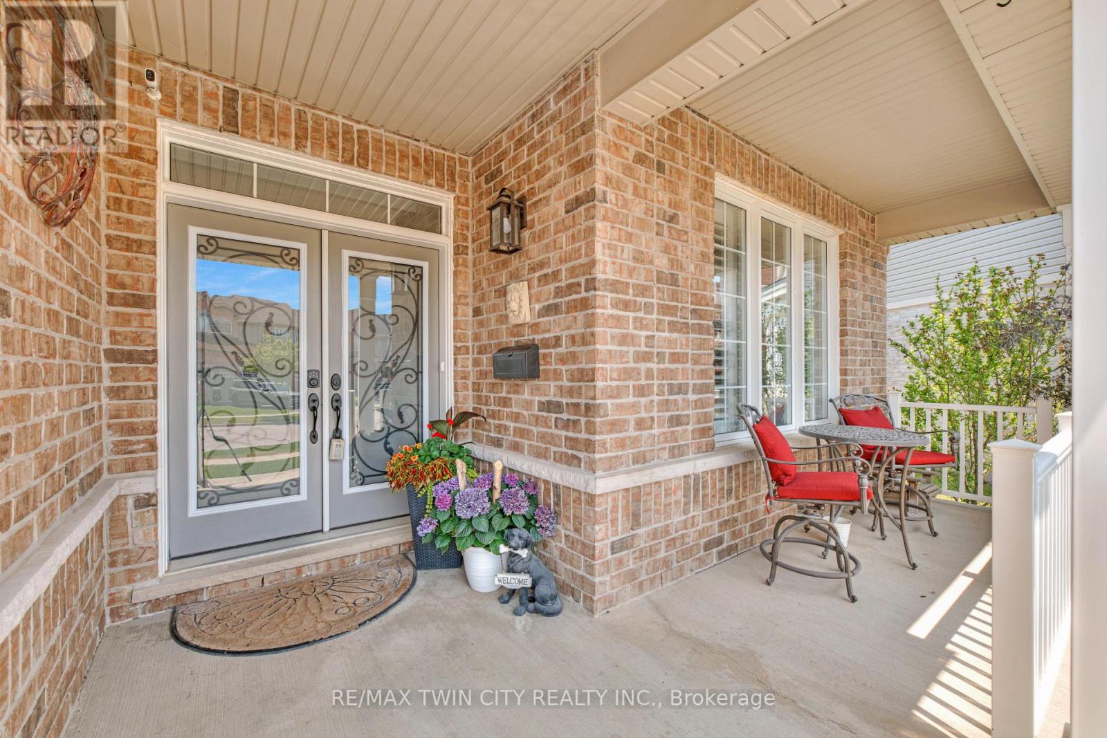 Property at 533 TERRINGTON CRESCENT image 5