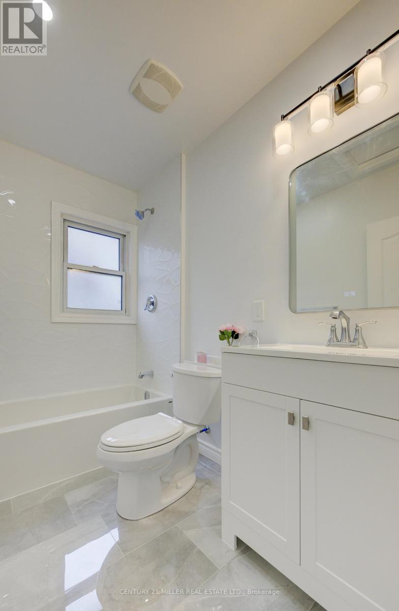 196 Queensdale Avenue E, Hamilton, Ontario  L9A 1K9 - Photo 16 - X12201058