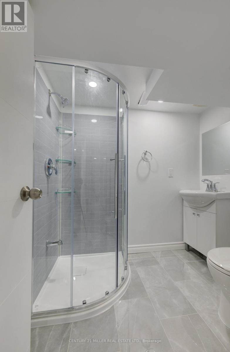 196 Queensdale Avenue E, Hamilton, Ontario  L9A 1K9 - Photo 25 - X12201058